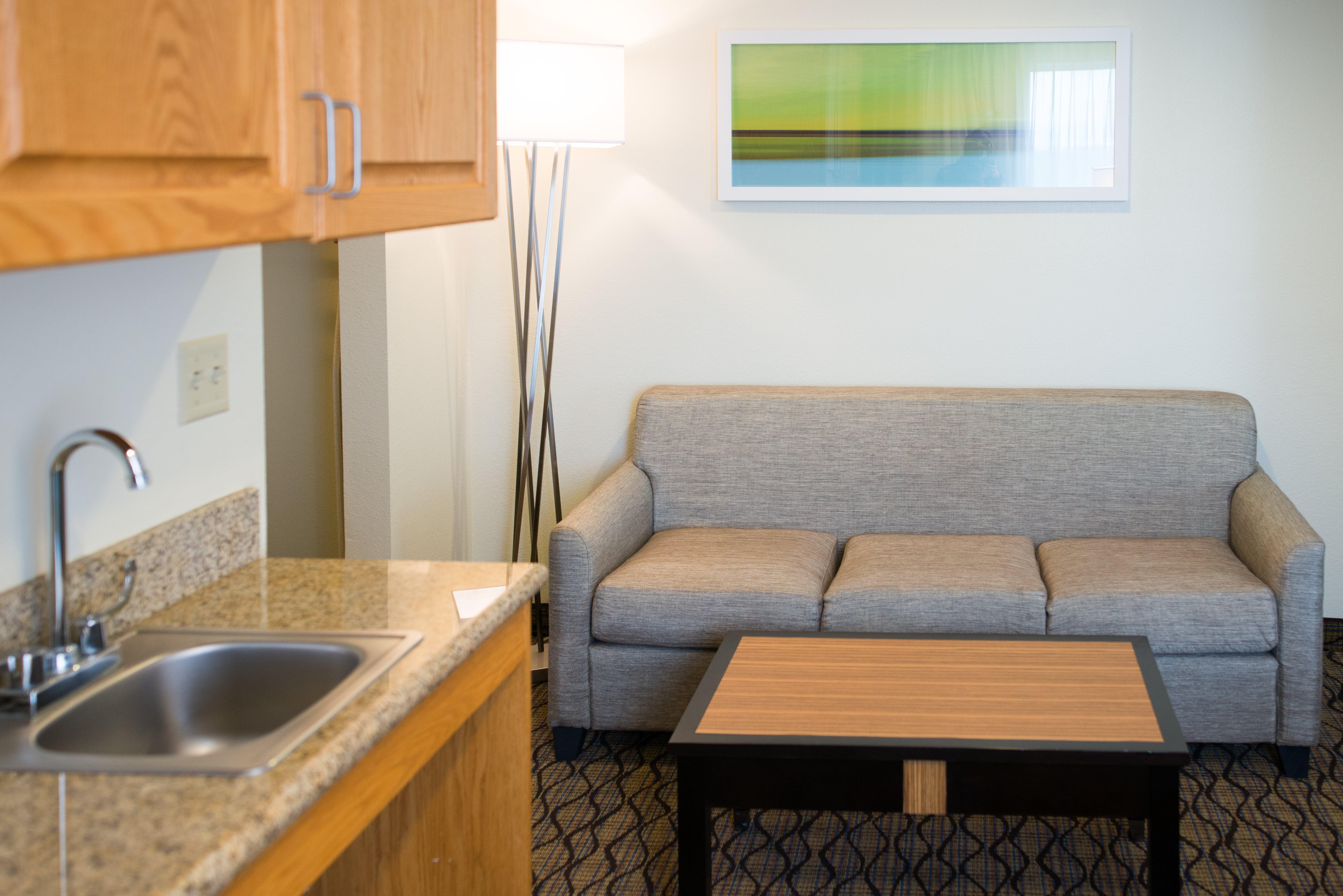 Holiday Inn Express Hotel & Suites Chanhassen By Ihg Exterior foto